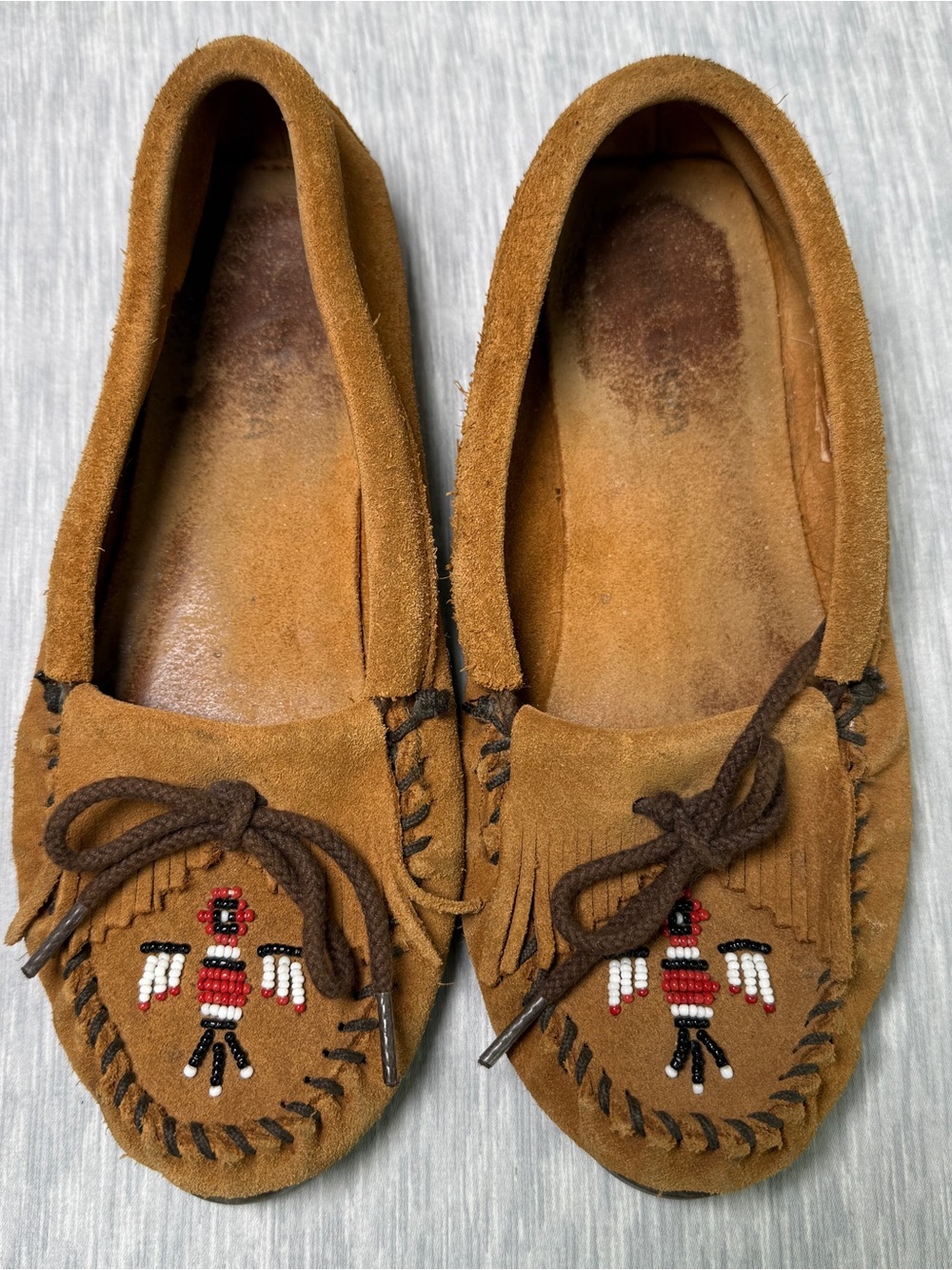 Minnetonka Thunderbird Beaded Brown Suede Moccasins Prairie Western 7.5 Fringe
